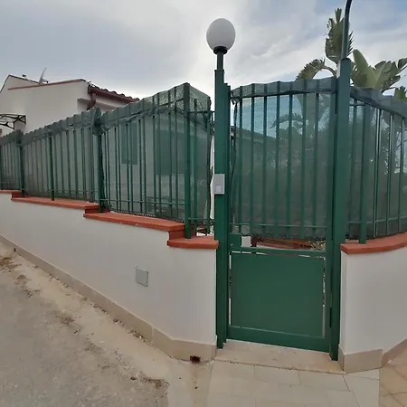 Donna Paolina Ferienhaus Bagheria